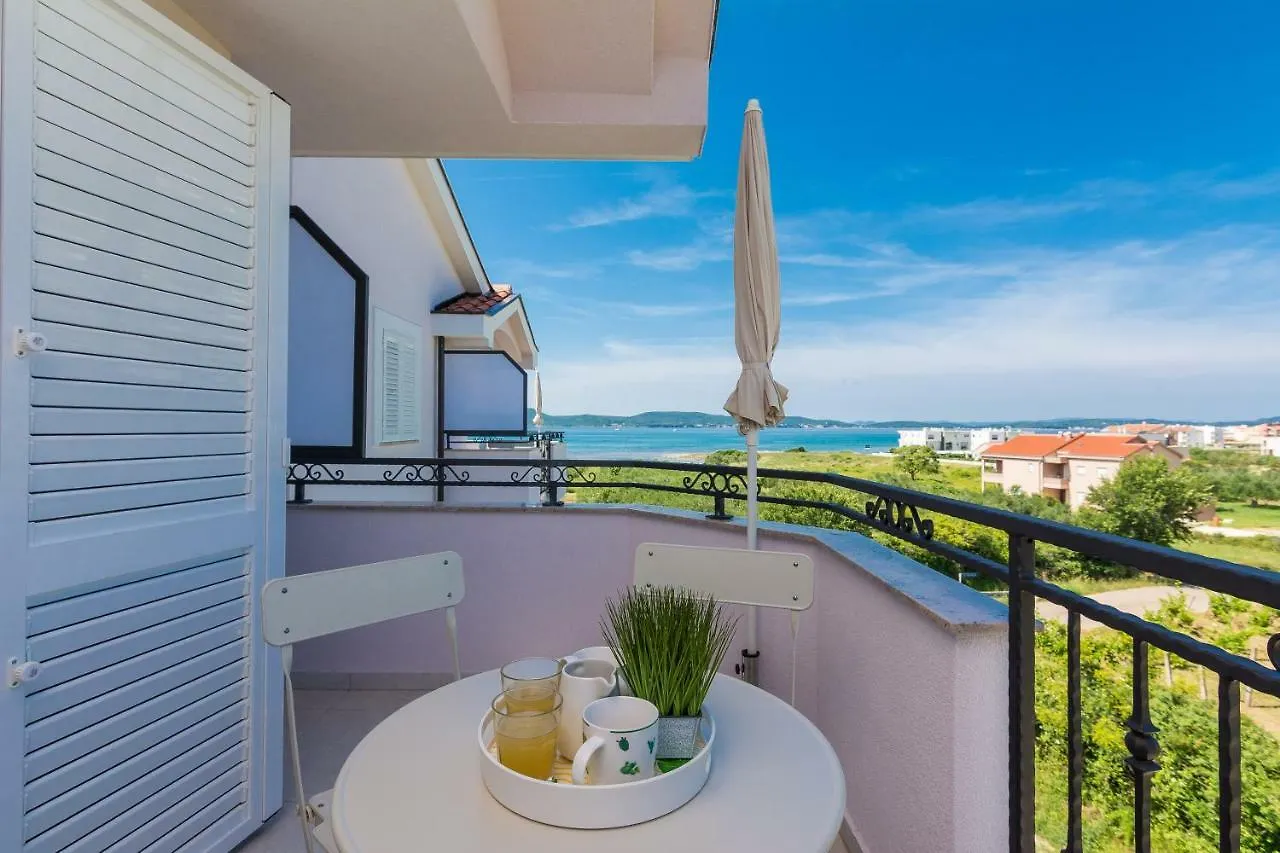 Apartments Feel Good Sukošan Croacia